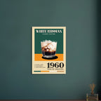 Poster White Russian vintage con bicchiere cocktail e scritta classic cocktail, grafica retrò da bar elegante